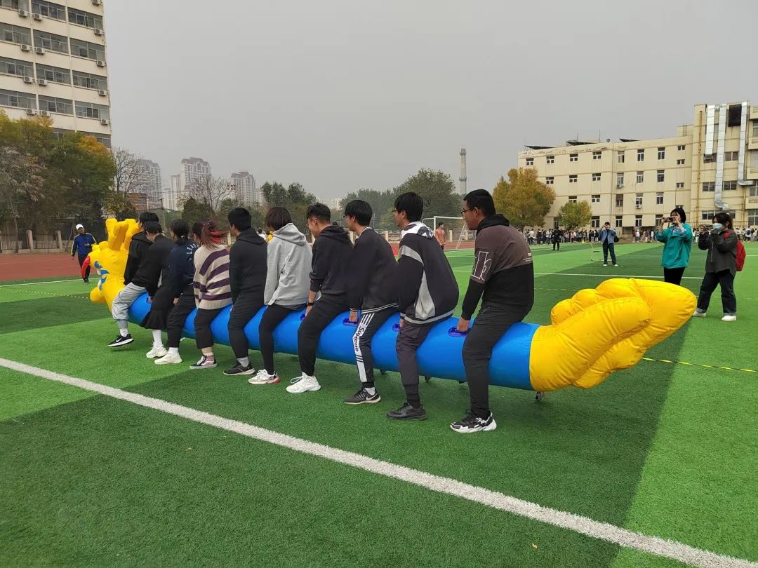 黄色片