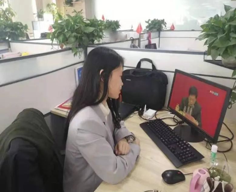 黄色片