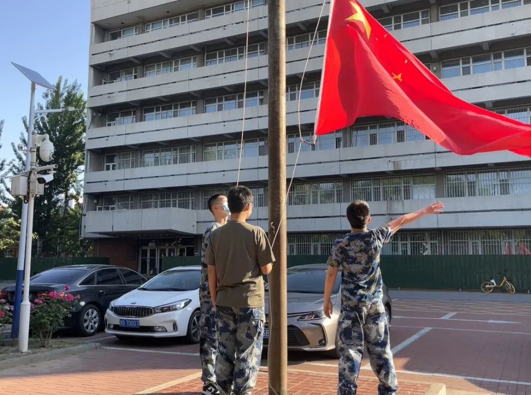 黄色片
