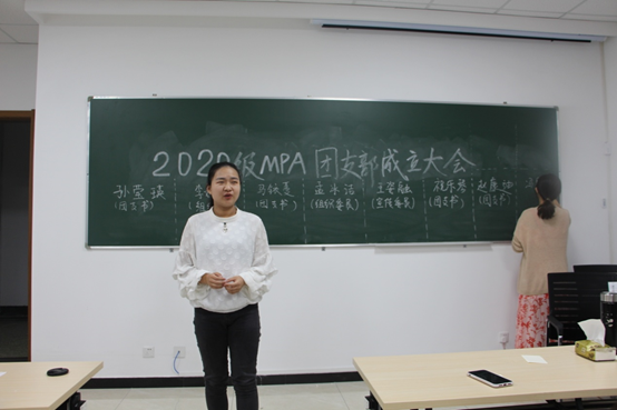 黄色片