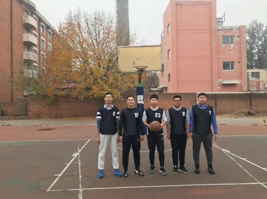 黄色片