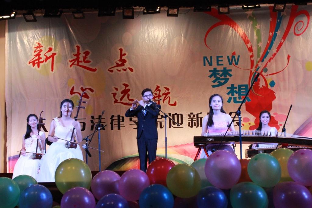 黄色片