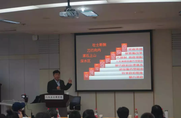 黄色片
